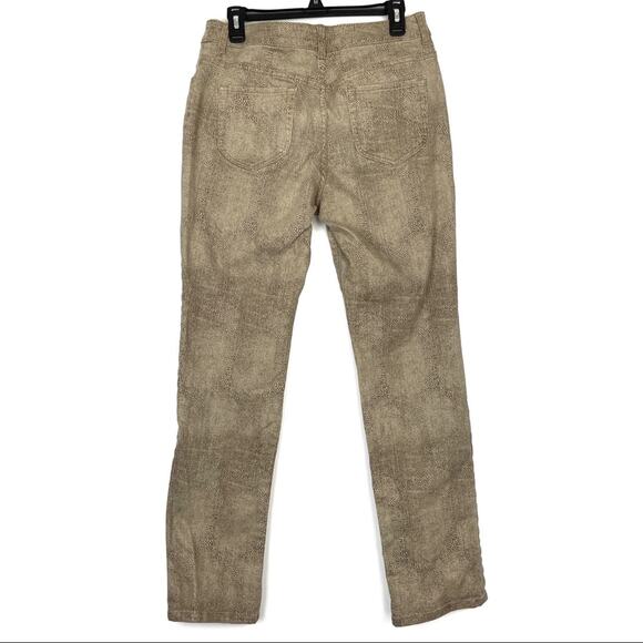 Chico’s Platinum Animal Print Jeans Chico’s Size 1 Standard Size 8 - Picture 6 of 9